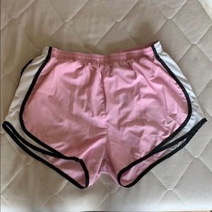 ✔️ 💪🏾 Nike Pink Running / Workout / Gym Shorts